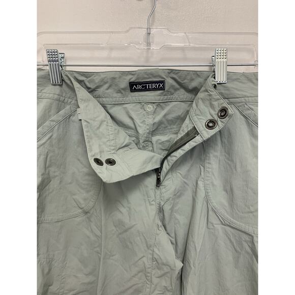 Arc'teryx Pants Women's Size 4 Multi Pocket Hiking Outdoor Camping Nylon - Picture 3 of 6
